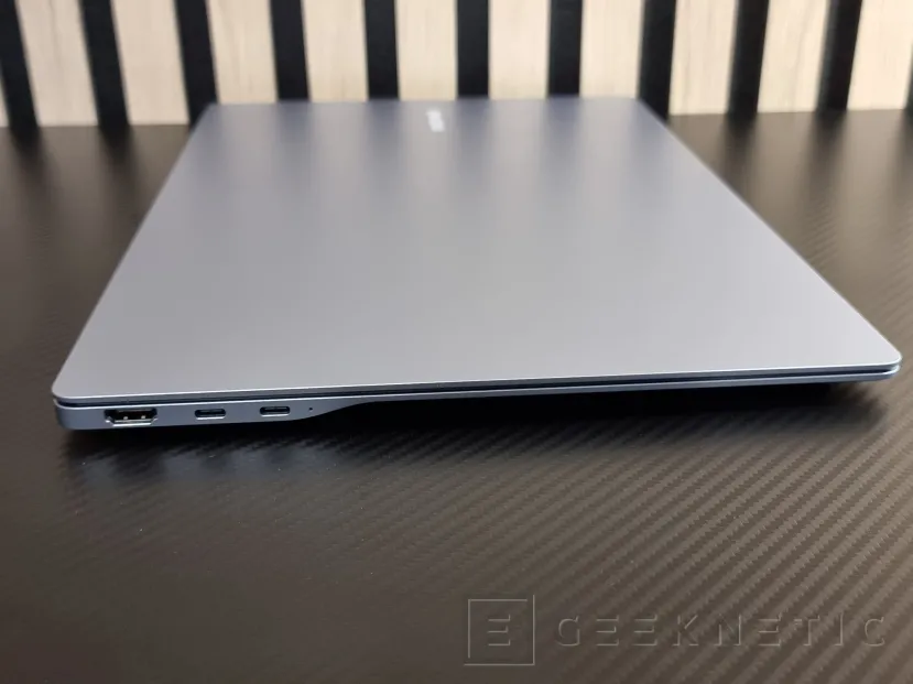 Geeknetic Samsung Galaxy Book4 Edge 16 Review con Snapdragon X Elite X1E-84-100 5