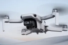 Menos de 249 gramos y solo 389 euros en el nuevo dron DJI Mini SE 2